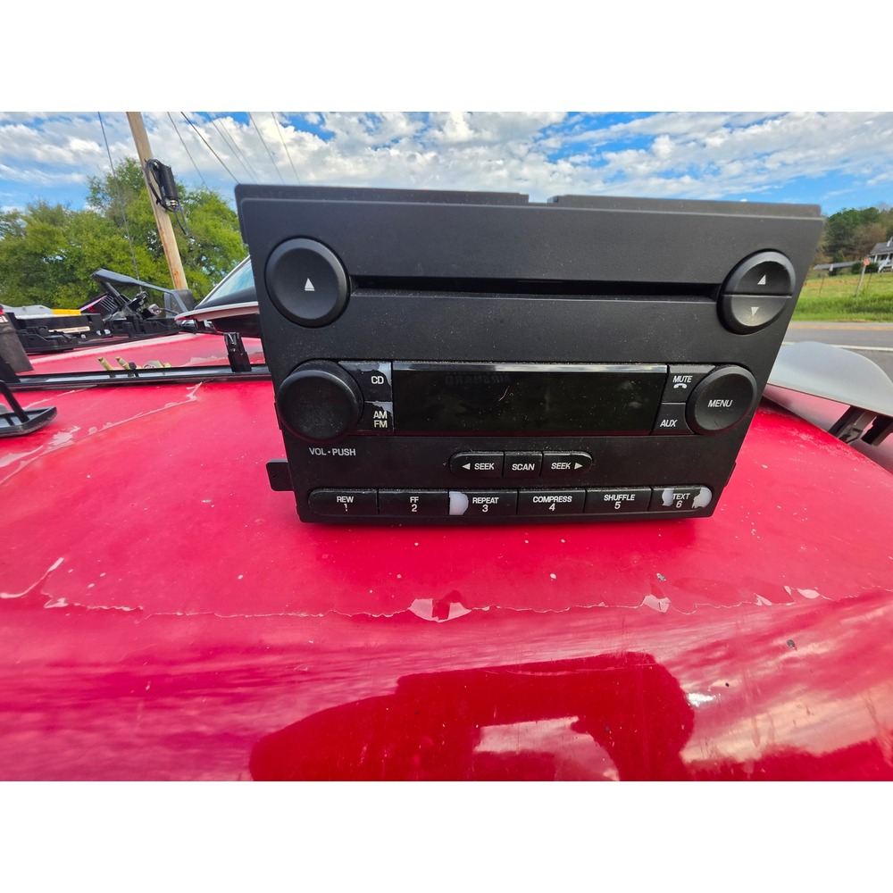 Ford OEM AM FM CD Player Head Unit 3F2T-18C869-AJ  Factory Stereo 2004 freestar